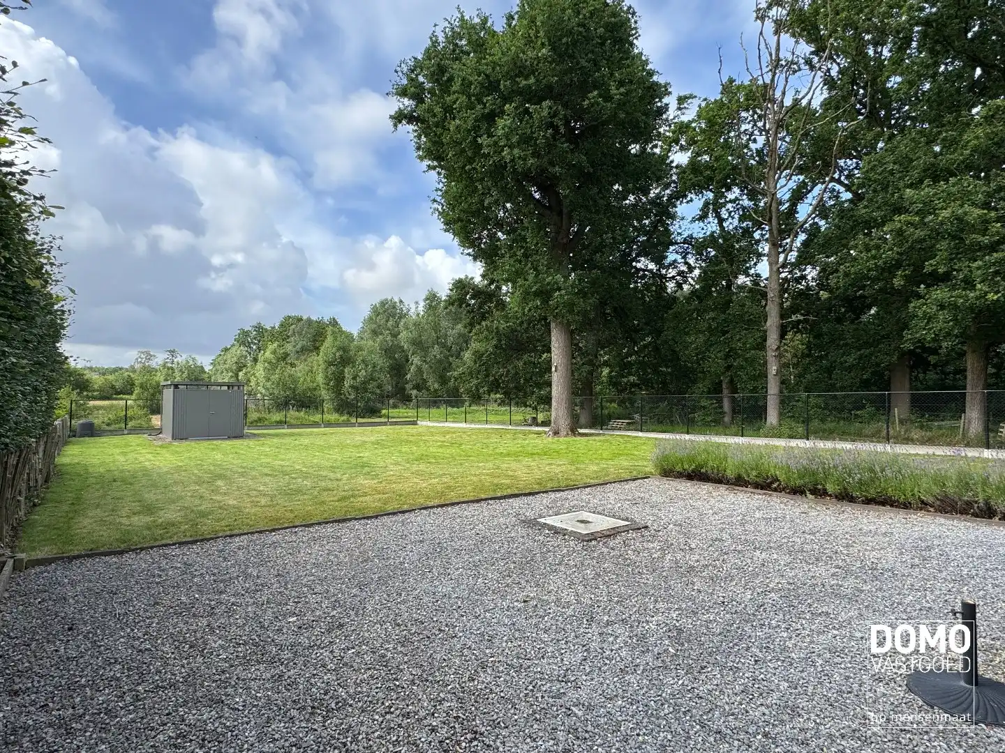 PRACHTIGE VILLA MET 3 SLAAPKAMERS, INPANDIGE GARAGE EN RUIME TUIN IN BOLDERBERG foto 14