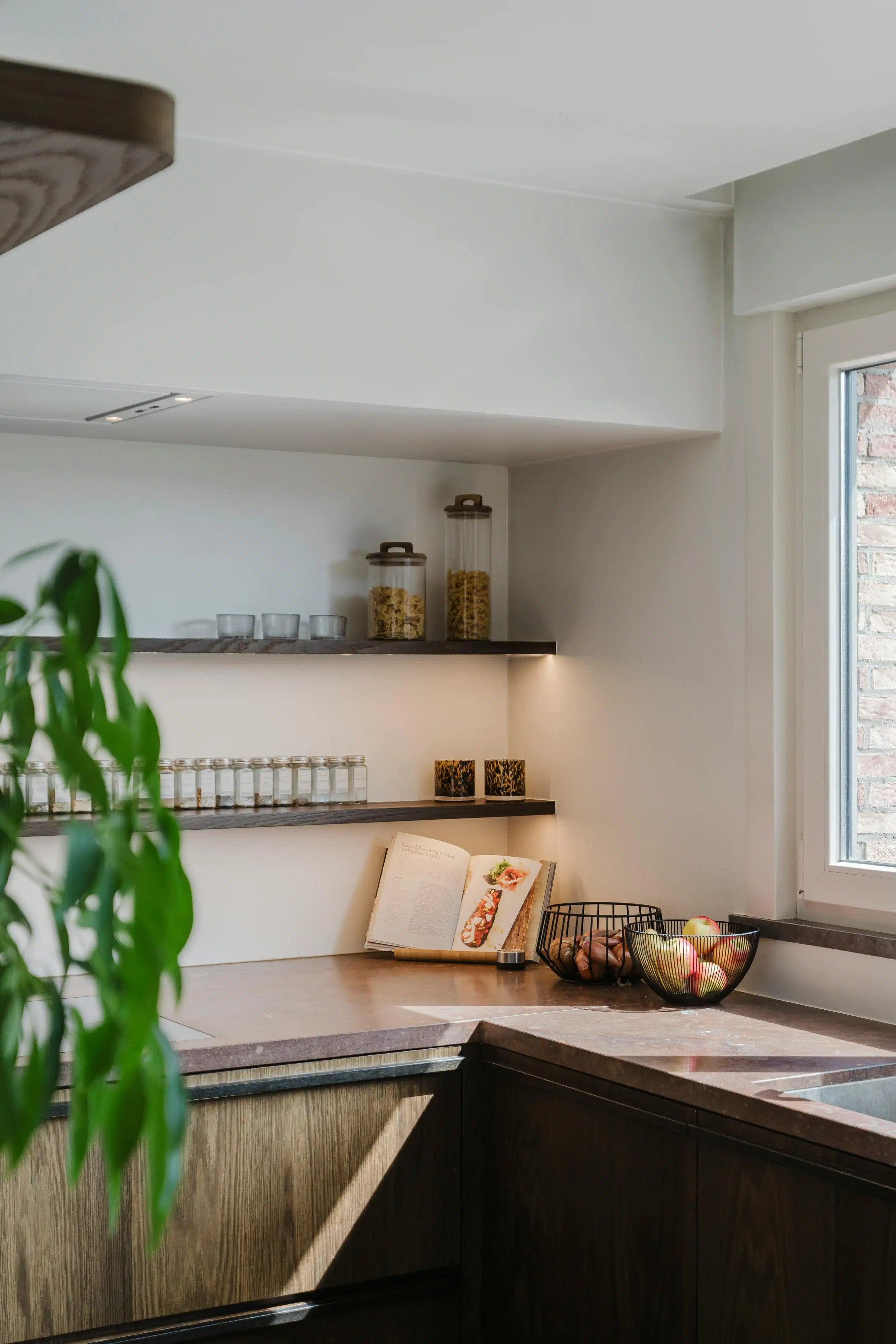 Instapklaar huis te koop op Sint-Elisabeth te Kortrijk foto 7