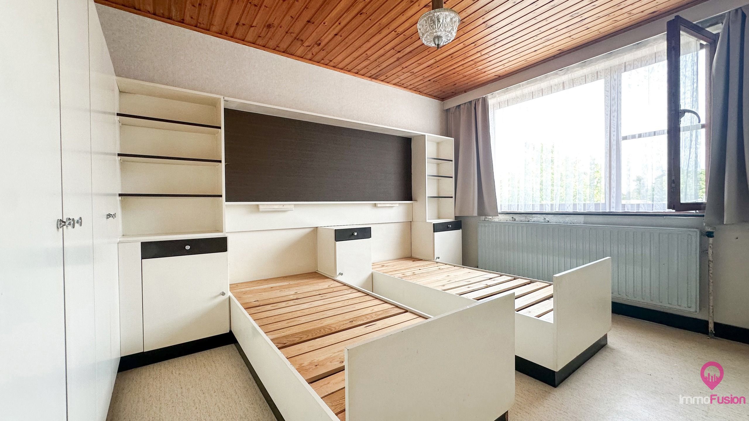 Ruime woning met 5slpk + groot perceel in bosrijke omgeving! foto 32