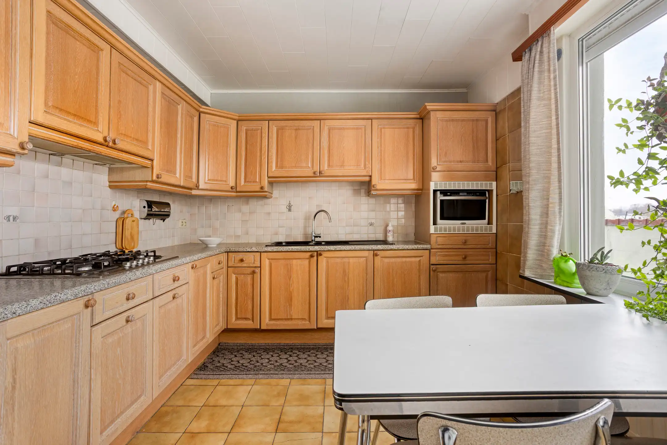 Karaktervolle woning op toplocatie in Affligem foto 3