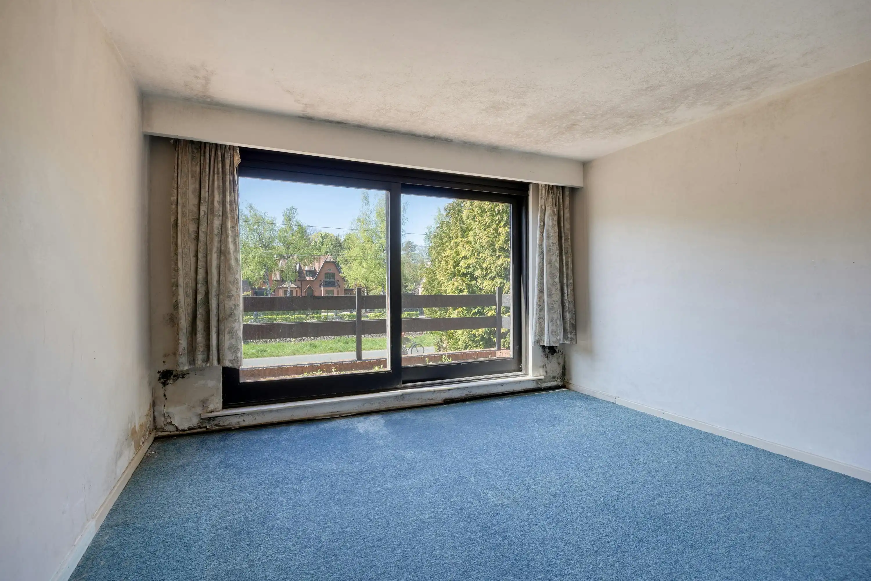 Te renoveren woning met grote tuin in Heide-Kalmthout! foto 11