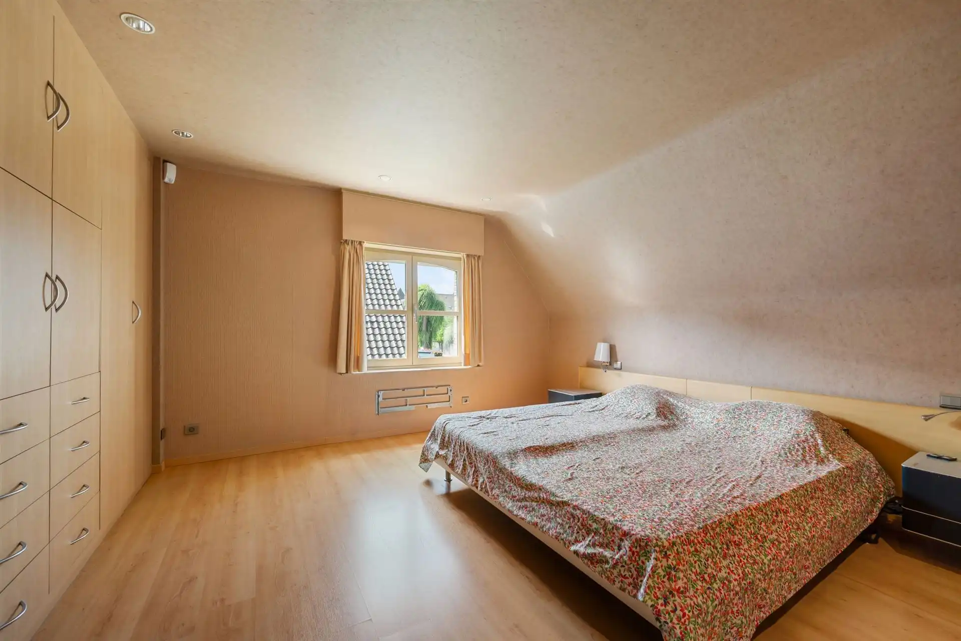 Charmante woning met prachtige tuin in Wielsbeke foto 17