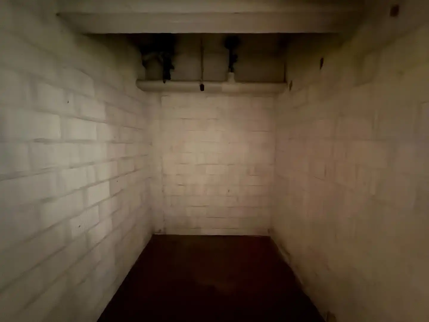 Een lichtrijk 2-SLPK.-appartement met kelder foto 16