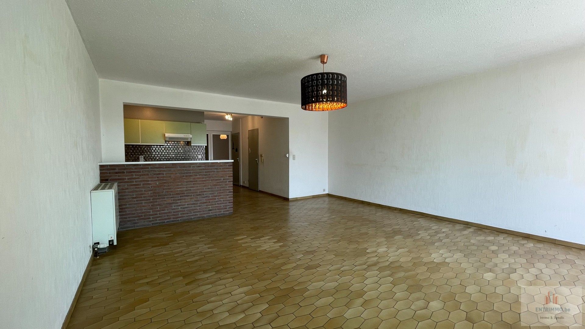 Te huur - topligging centraal en toch rustig foto 2