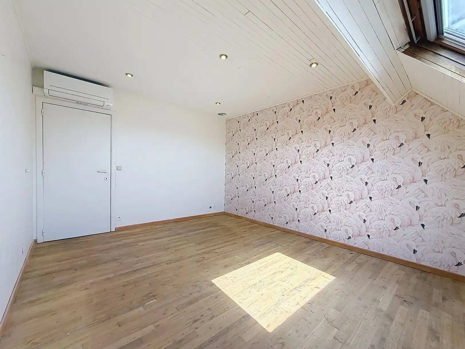 Huis met praktijkruimte, 4 slpks,  2 bdks, 10a 34ca foto 53