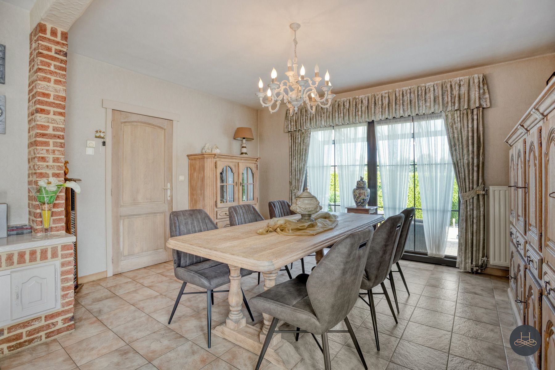 Ruime, energiezuinige woning met gezellige tuin. foto 10