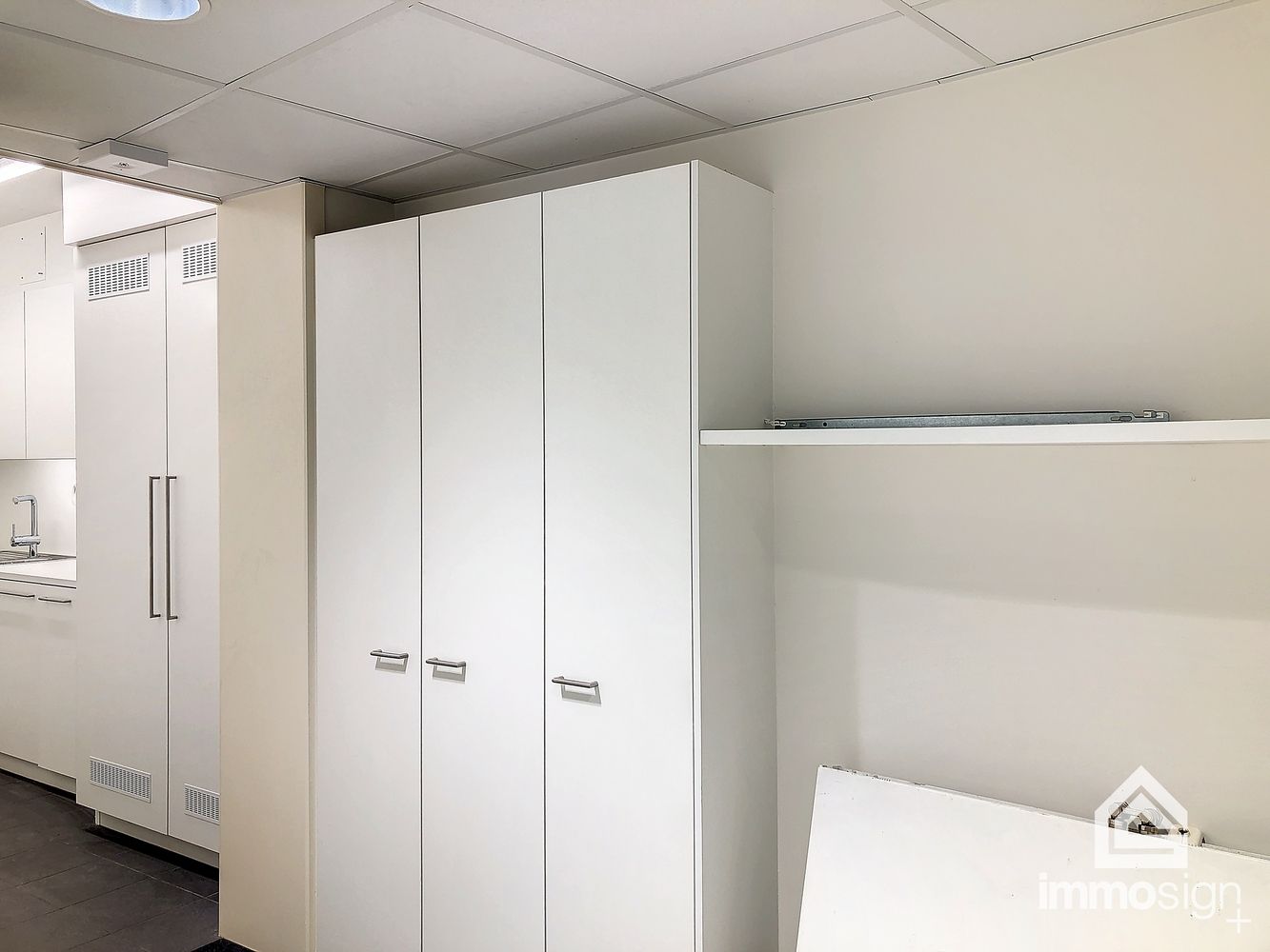 Ruime kantoorruimte met aanpalend bankcontact in het centrum van Kaulille! foto 15