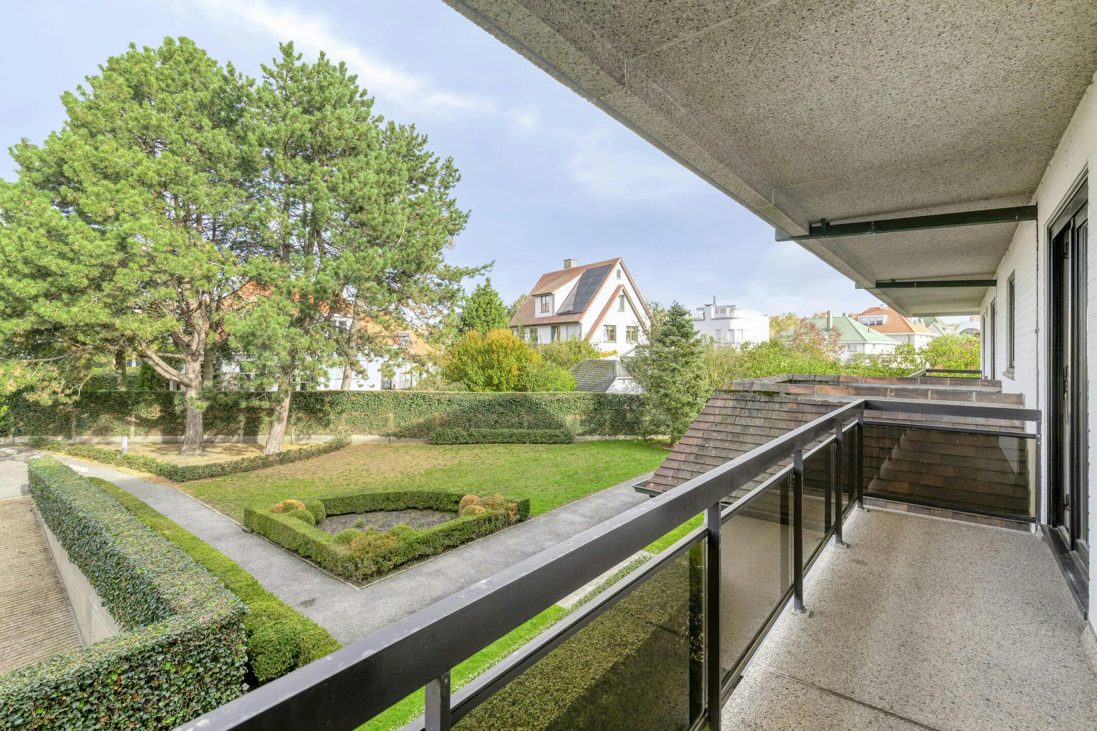 Appartement te koop met zicht op het Zegemeer te Knokke foto 20