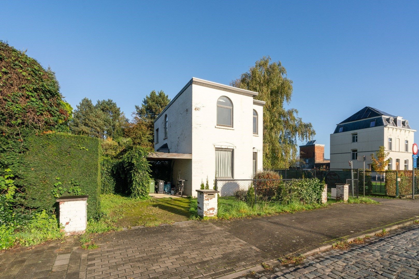 Te renoveren woning met drie slaapkamers in groene omgeving foto 18