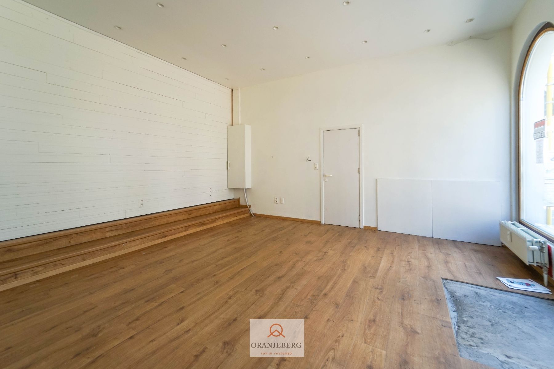 Handelsruimte met authentieke elementen te huur in centrum Gent, aan het Gravensteen foto 14