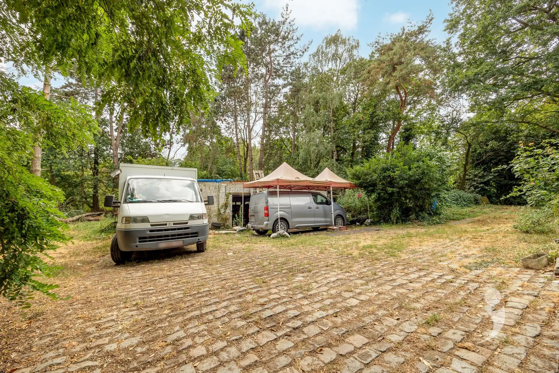 te renoveren woning op een uniek domein  foto 8