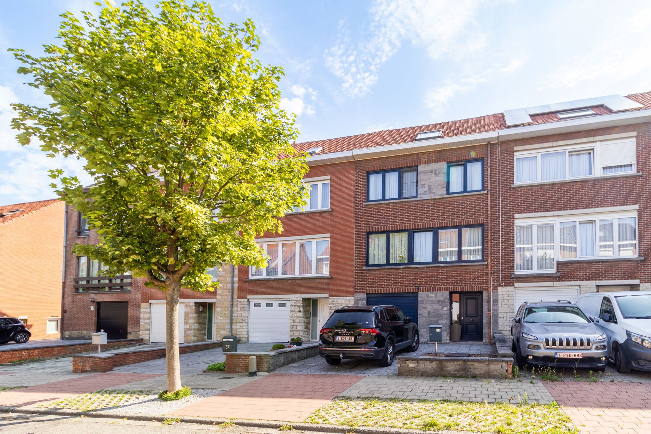 Huis te koop foto {{pictureIndex}}