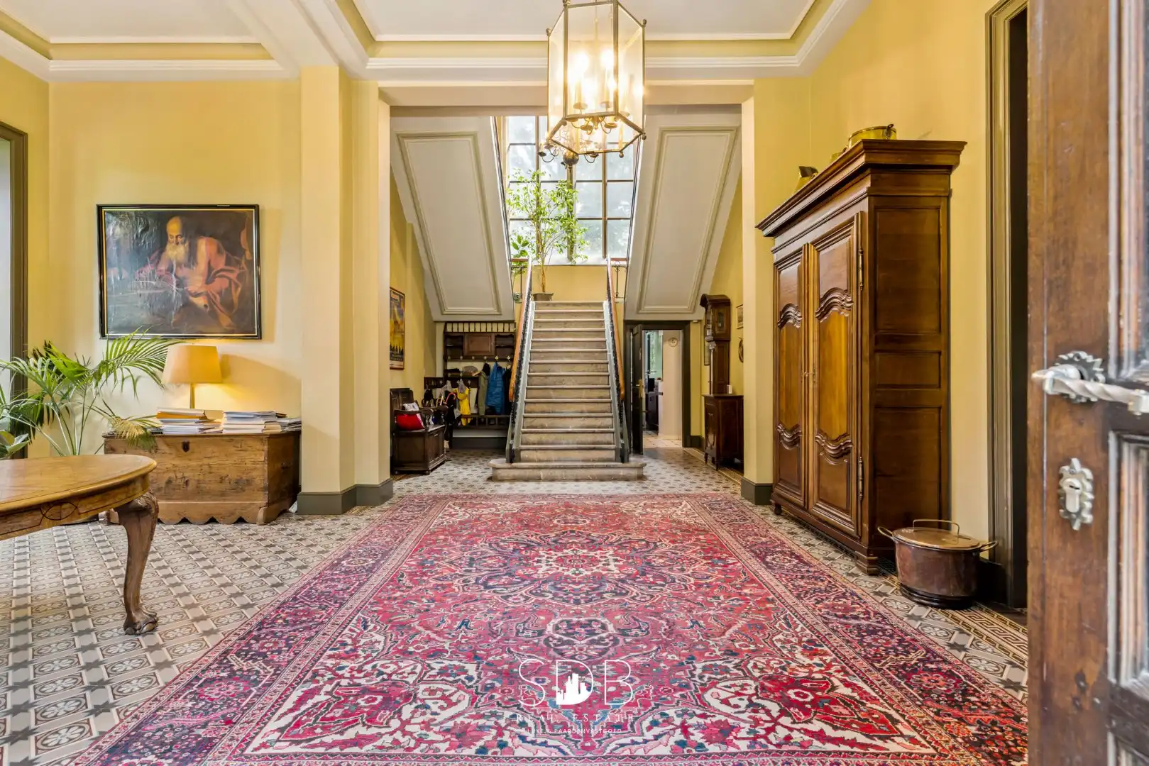 Prachtig kasteel met omringend park, weilanden en stalgebouw op circa 5hectare foto 5