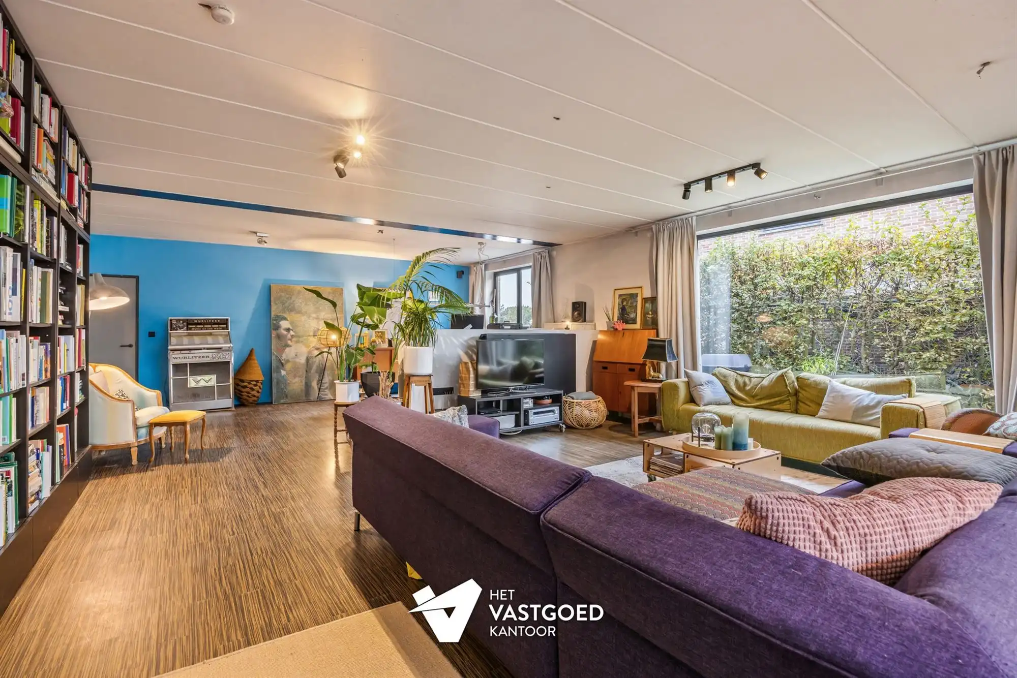 RUIME WONING MET COMMERCIELE OF MULTIFUNCTIONELE RUIMTE OP RUIM PERCEEL IN EEN GROENE OMGEVING foto 4