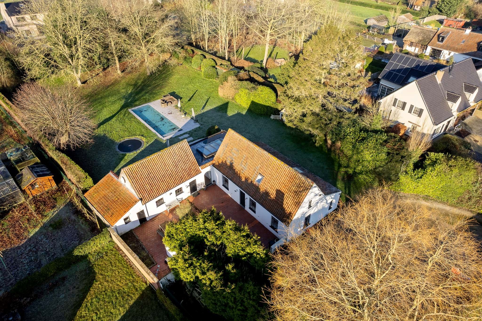 Hoofdfoto van de publicatie: Magnifieke hoeve op 4.000 m² grond te Dudzele