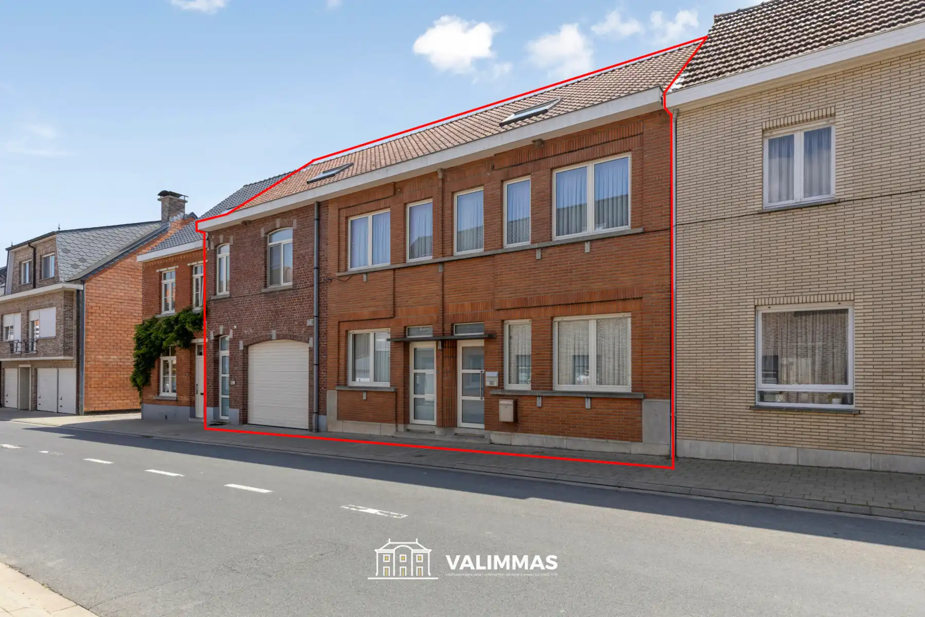 Zeer ruime woning met praktijkruimte, garage & tuin... foto 3
