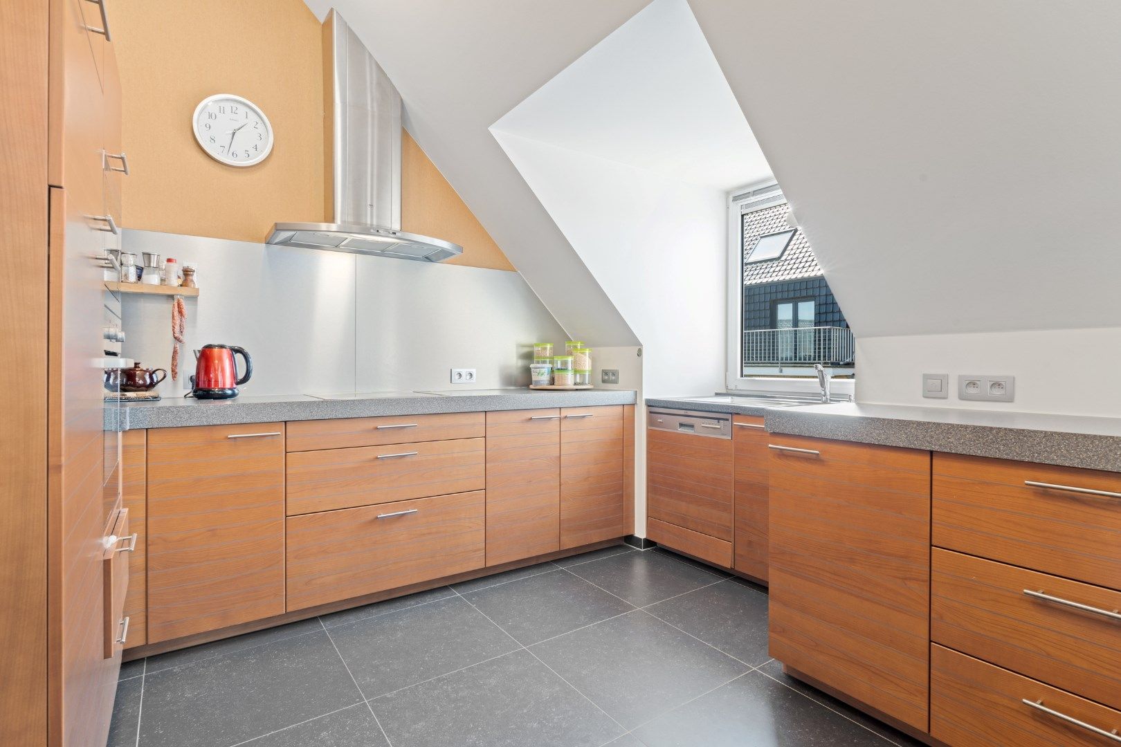 LUXUEUS DUPLEXAPPARTEMENT MET 3 SLAAPKAMERS IN CENTRUM OOSTENDE foto 7