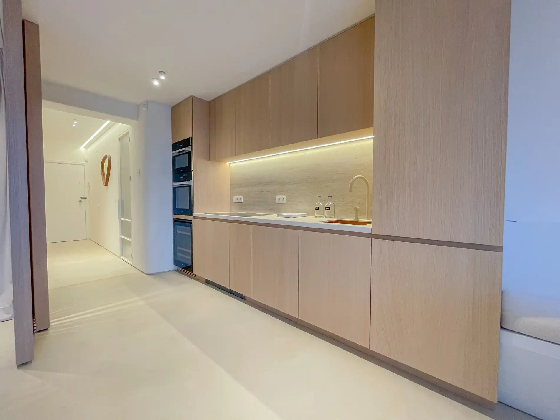 Luxueus volledig gerenoveerd appartement met een weids uitzicht gelegen in het Zoute. foto 11