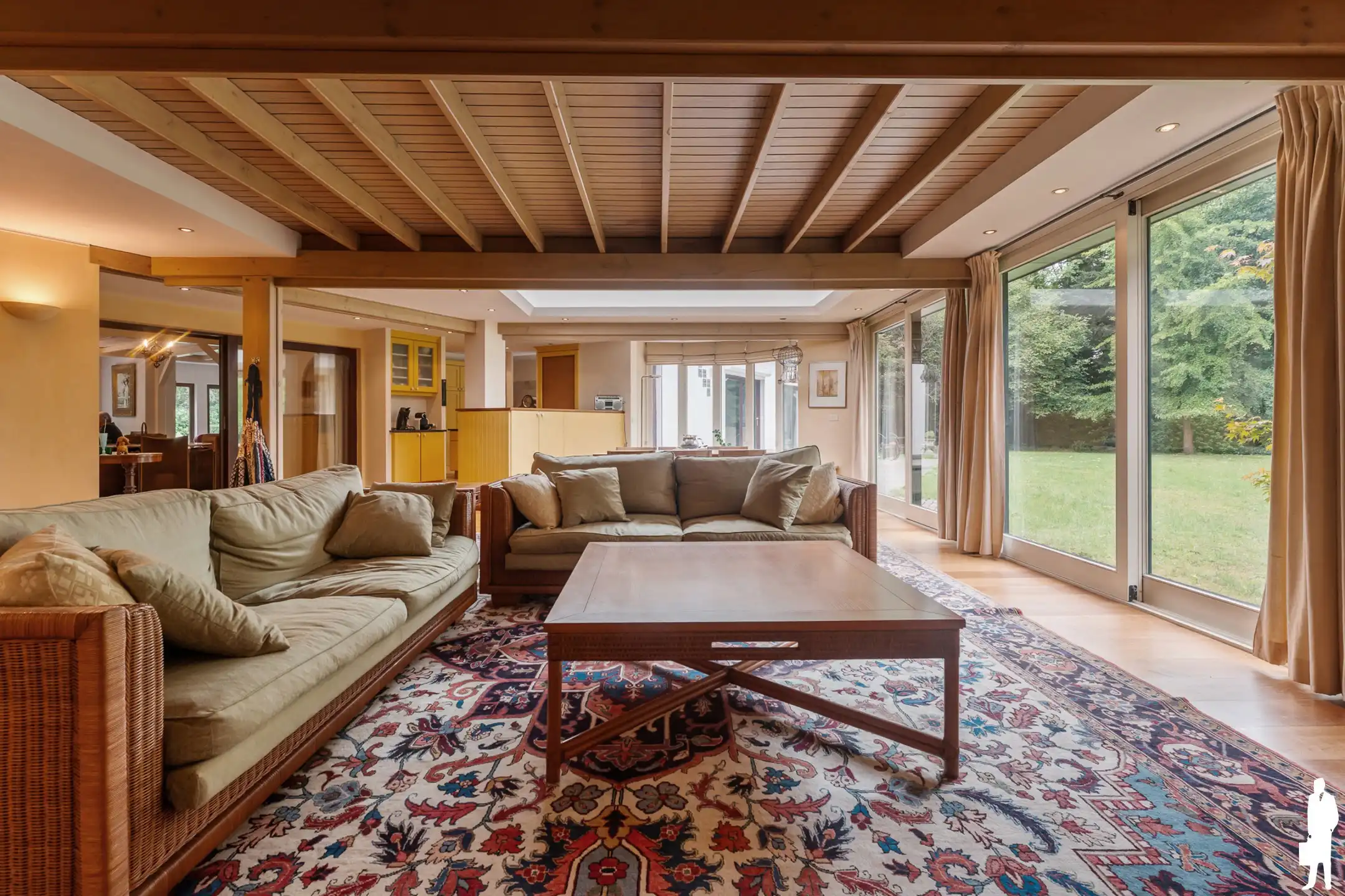 Verrassend ruime villa op prachtig perceel van ca. 4.175 m² foto 18