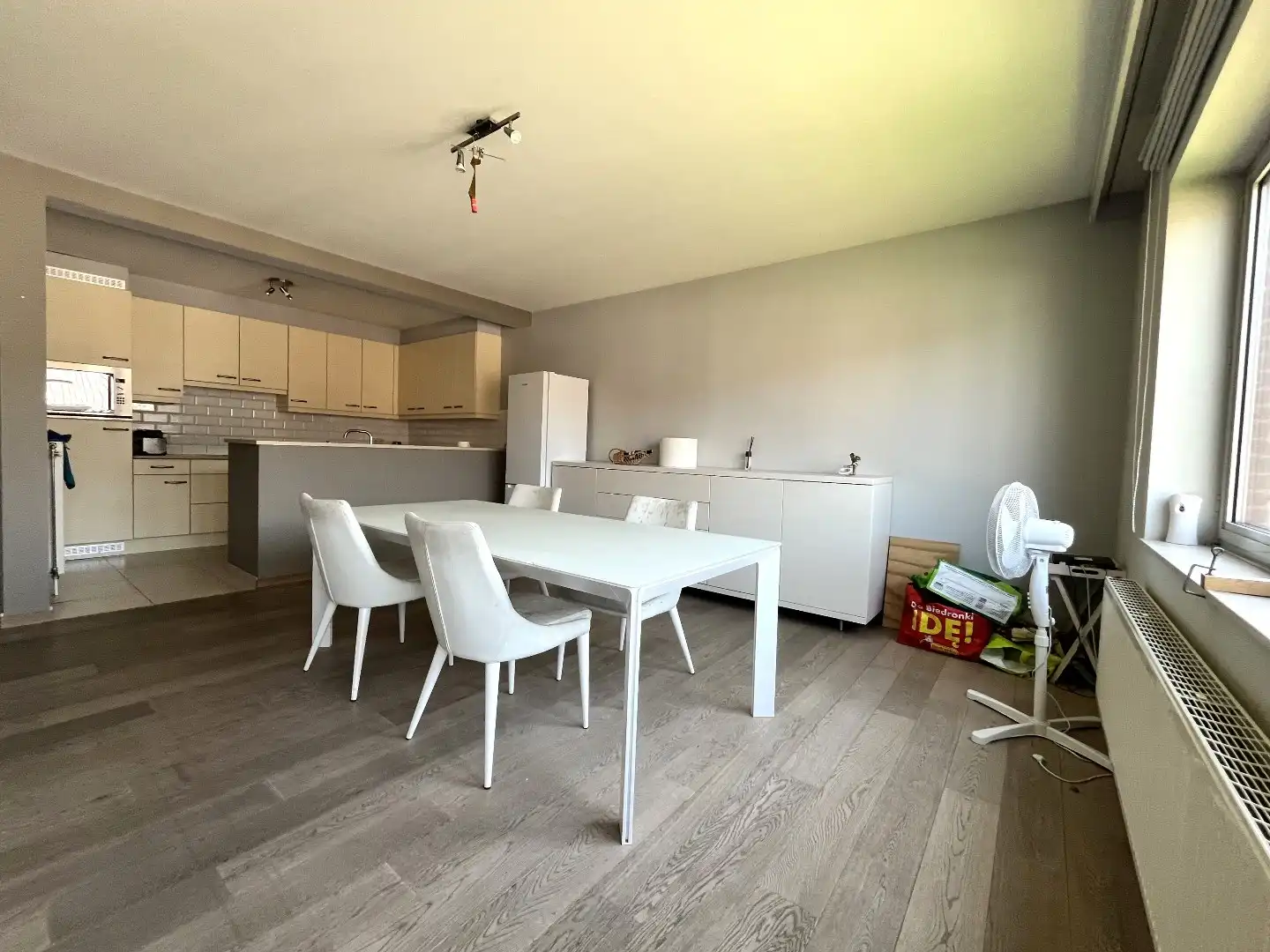 Comfortabel appartement met terras en garage foto 6