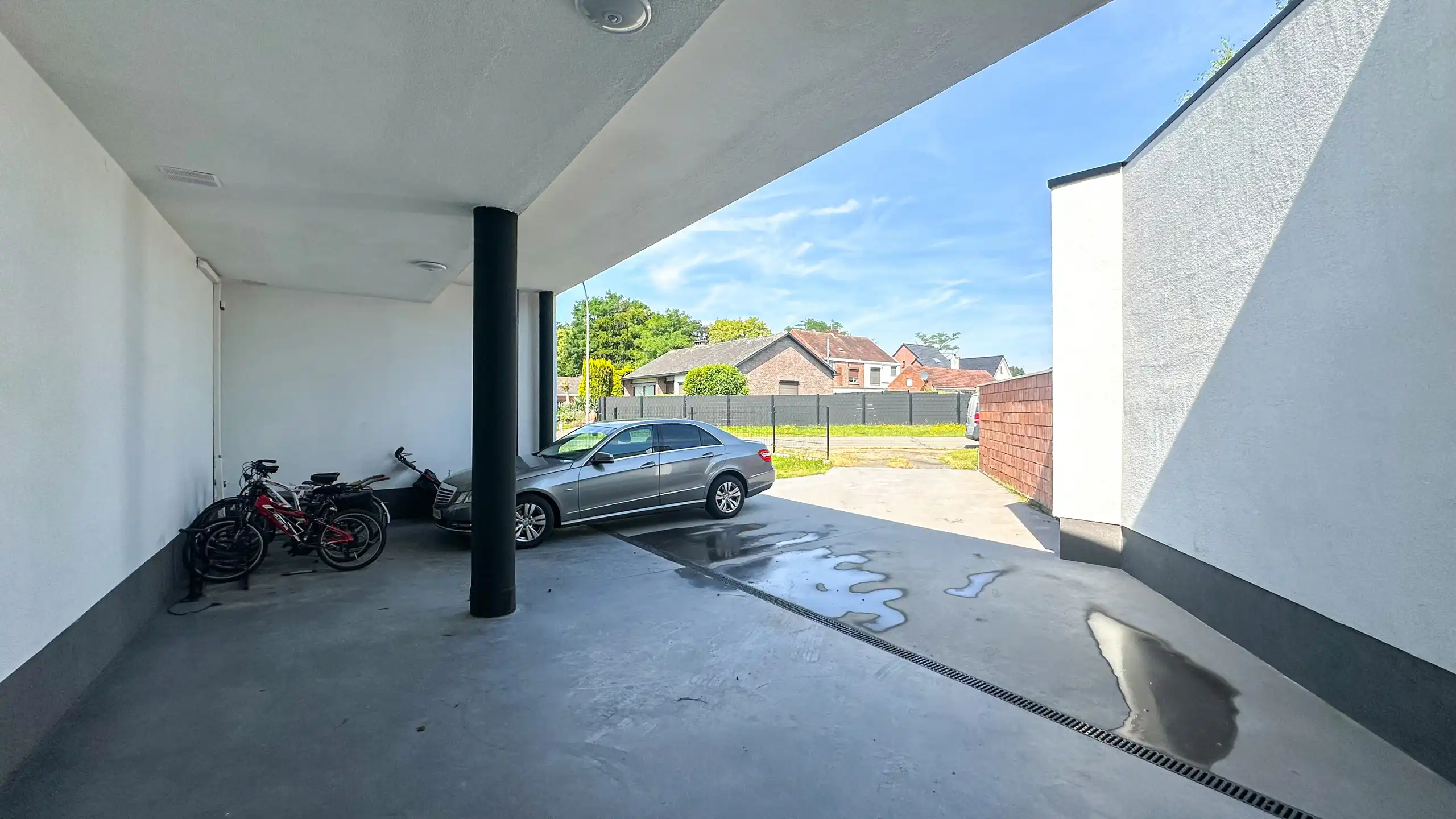 Afgewerkt handelspand van 90m² in Heppen met parkeerplaats! foto 14