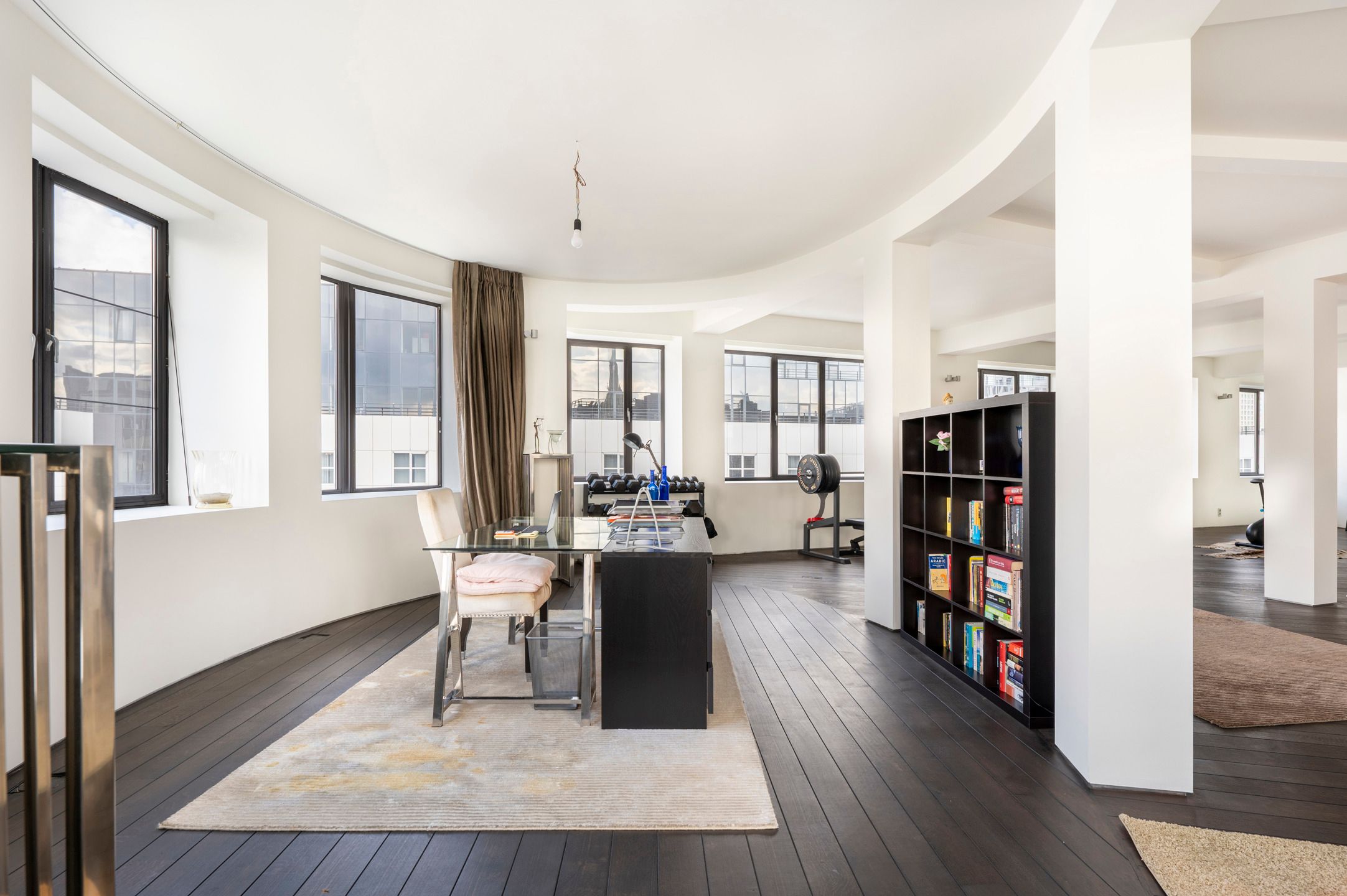 Unieke loft met karakter en licht in art-deco gebouw foto 6