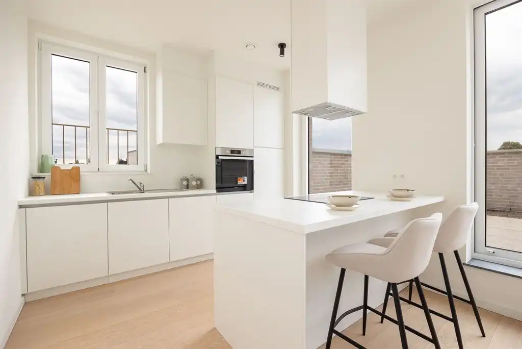 Hoogwaardig afgewerkt duplex app met ruim terras foto 5