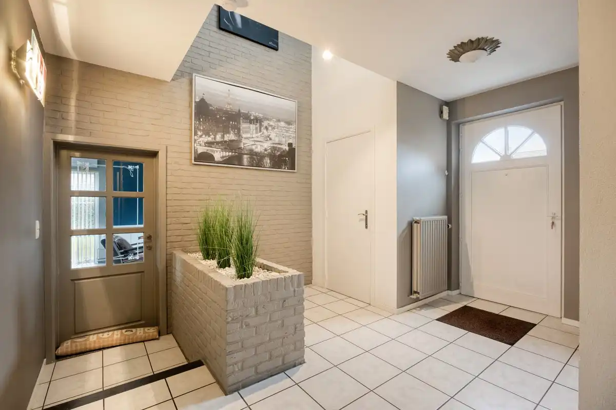 Gezellige, instapklare woning met 4 slaapkamers en prachtige tuin te koop in Mopertingen, Bilzen-Hoeselt foto 3