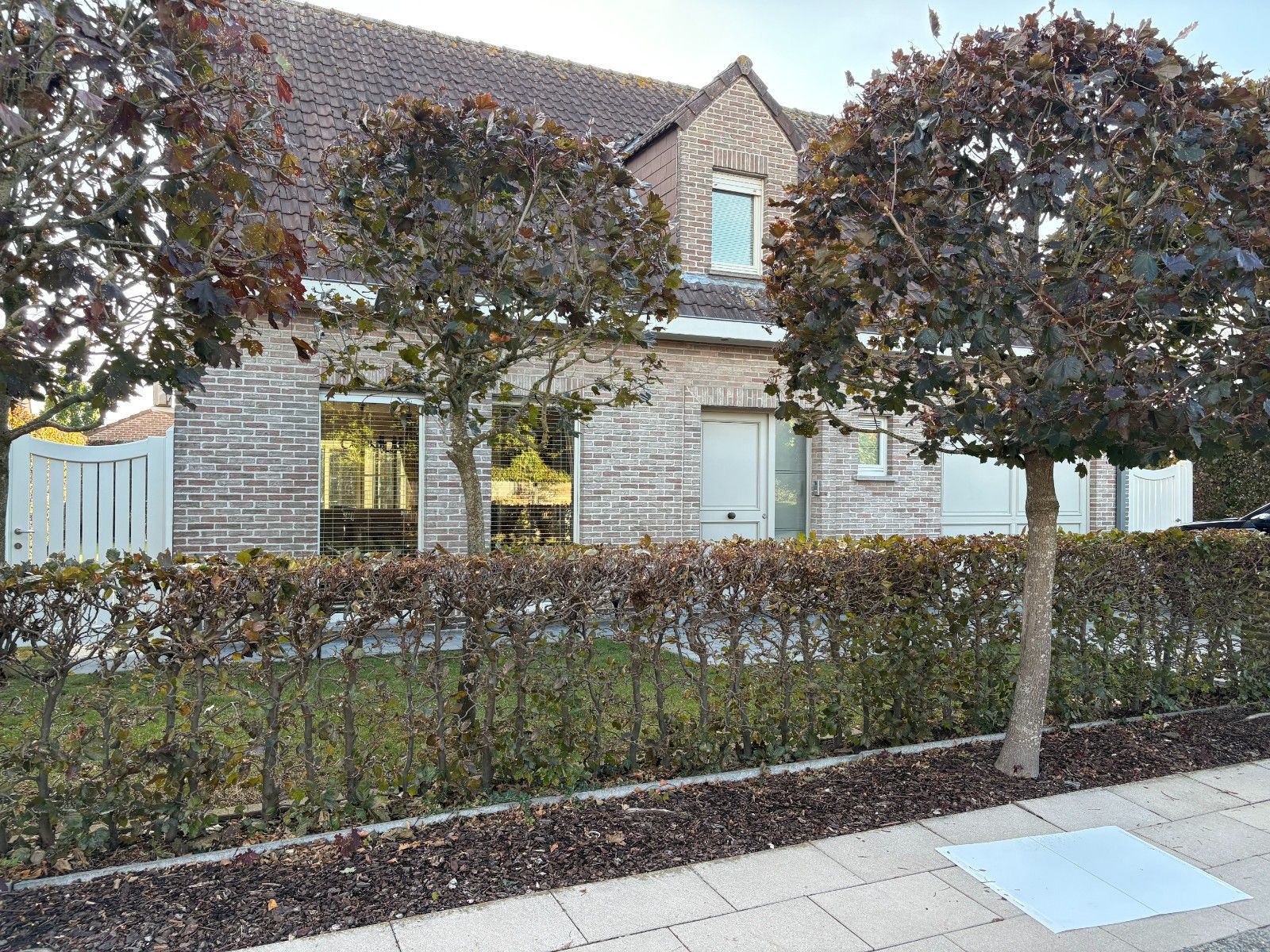 Hoofdfoto van de publicatie: Villa te koop !