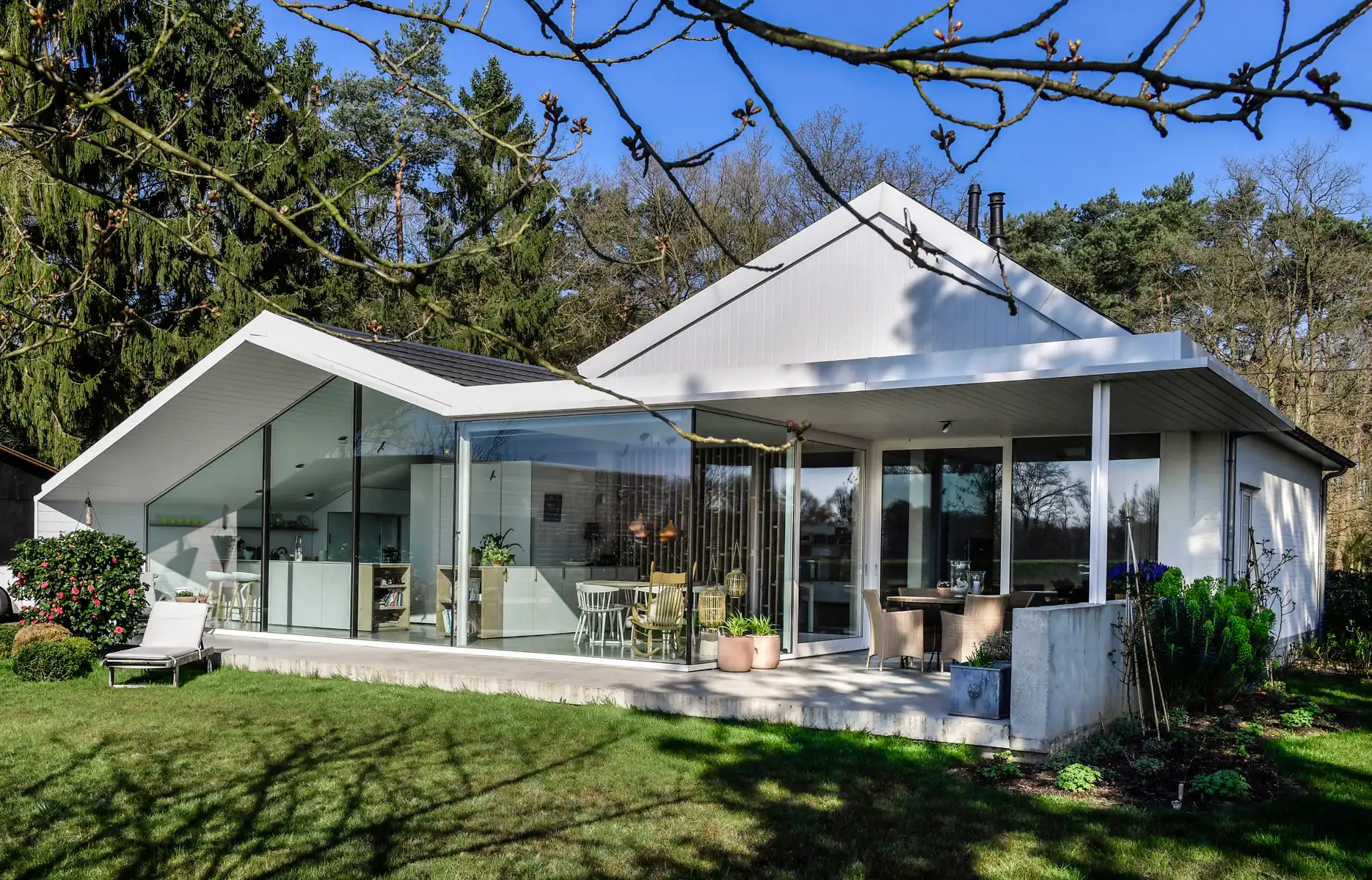 Unieke architectenwoning in de Dijlevallei te KEERBERGEN foto {{pictureIndex}}