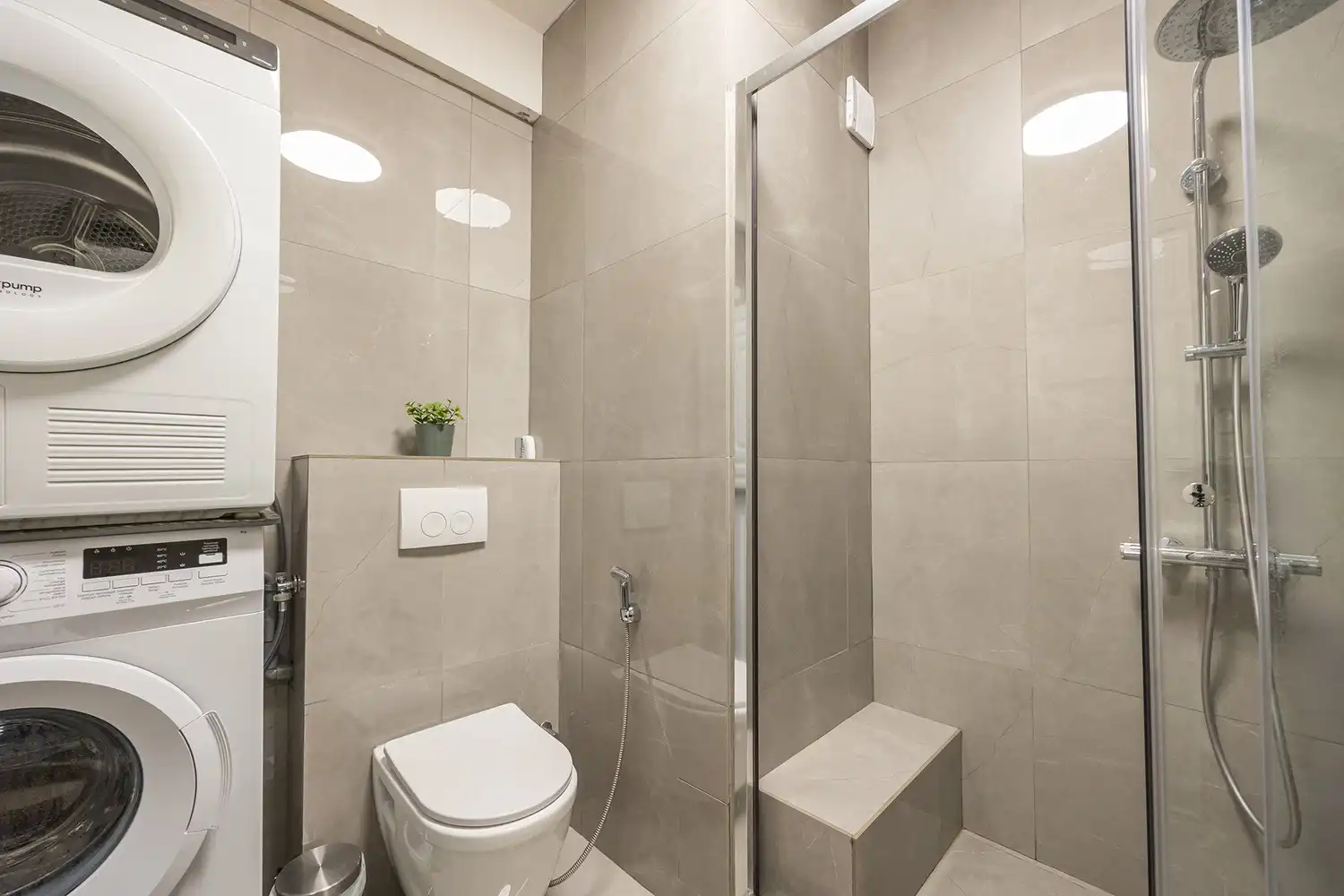 Ruim en instapklaar 2-slaapkamer appartement op toplocatie aan het Stadspark met terras, EPC B! foto 23
