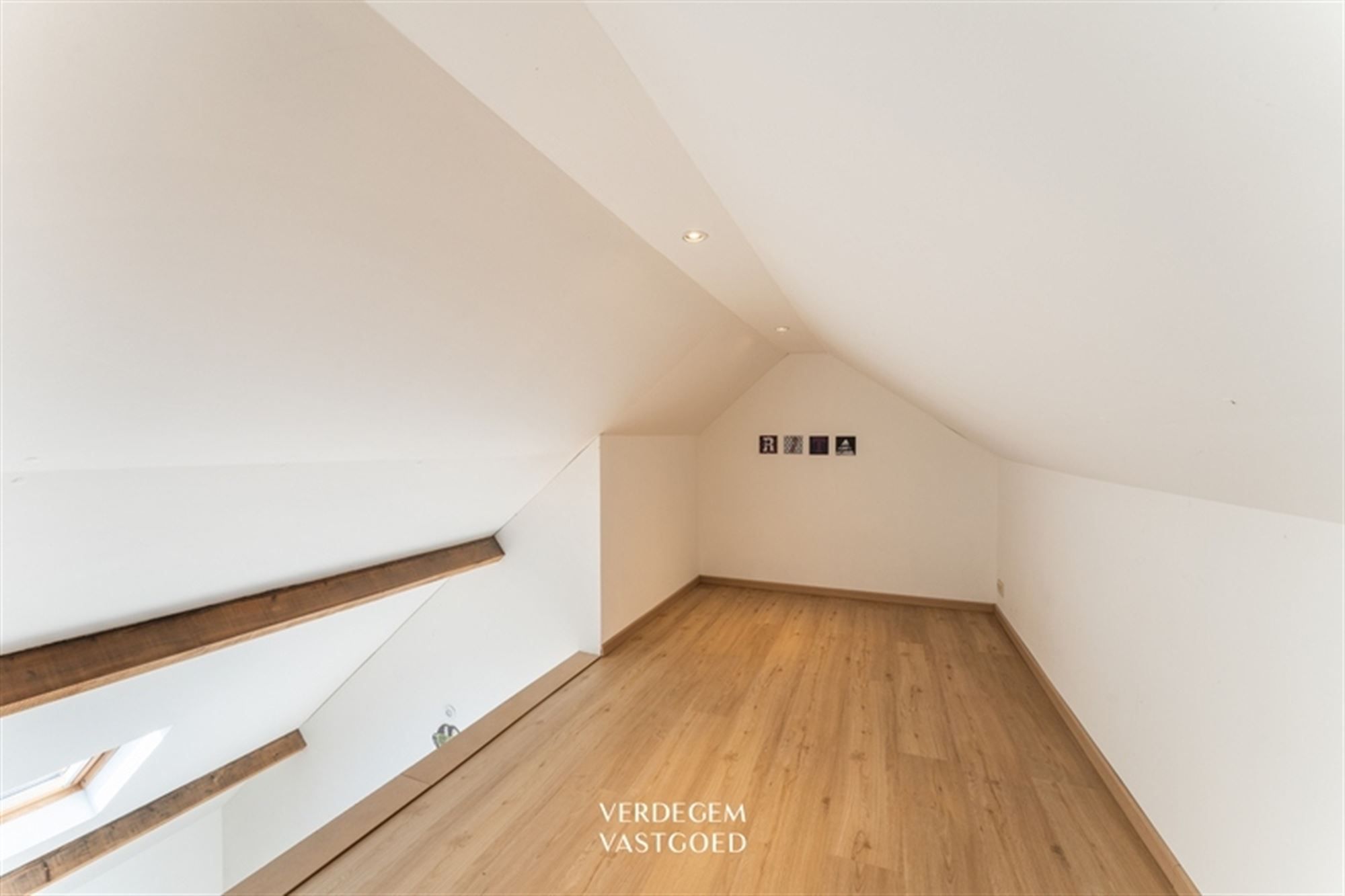 Mooie jaren '30 woning met 3 slaapkamers en grote stadstuin foto 17