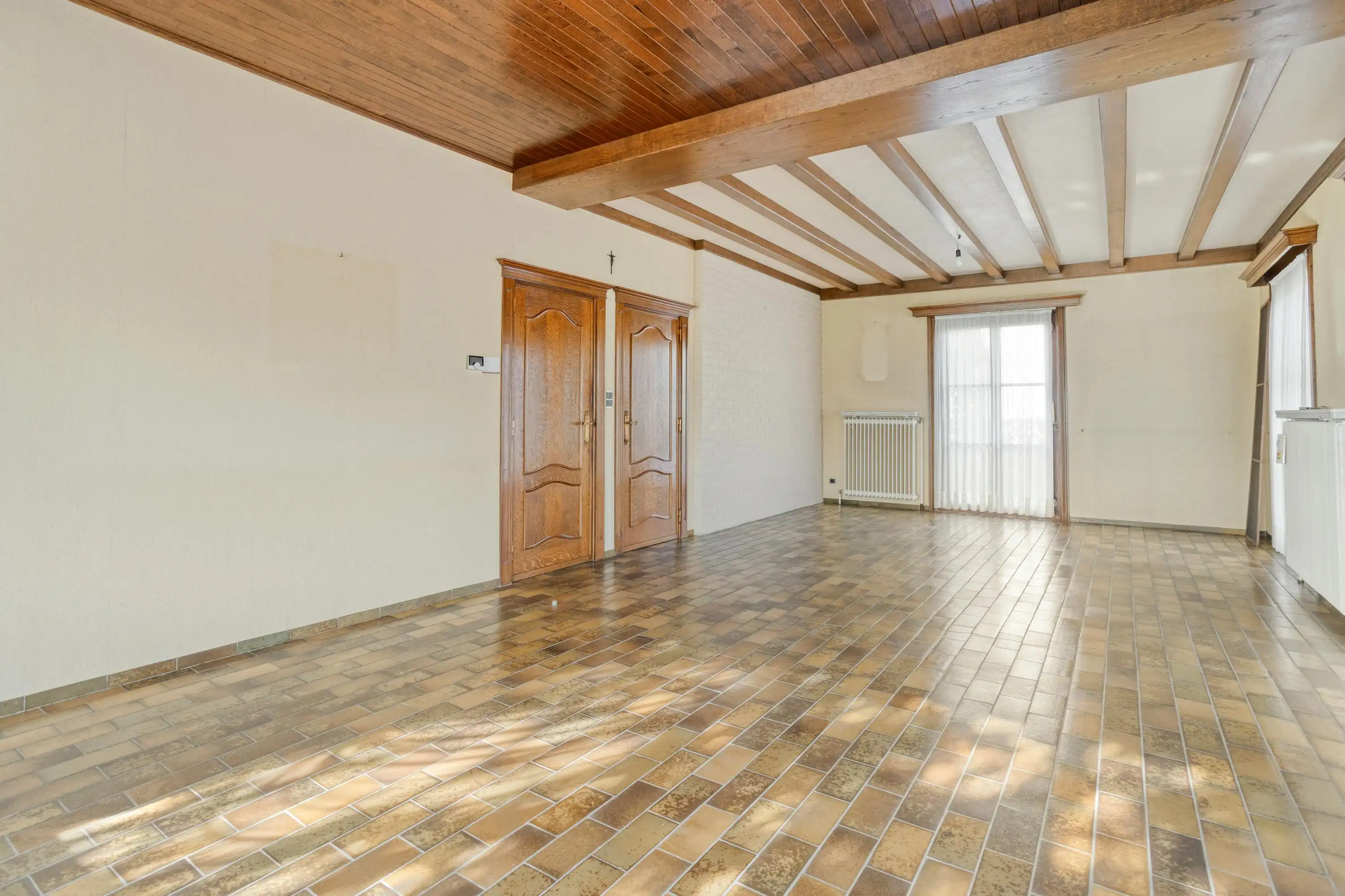 Ruime statige woning met mogelijkheden te koop in Deerlijk foto 5