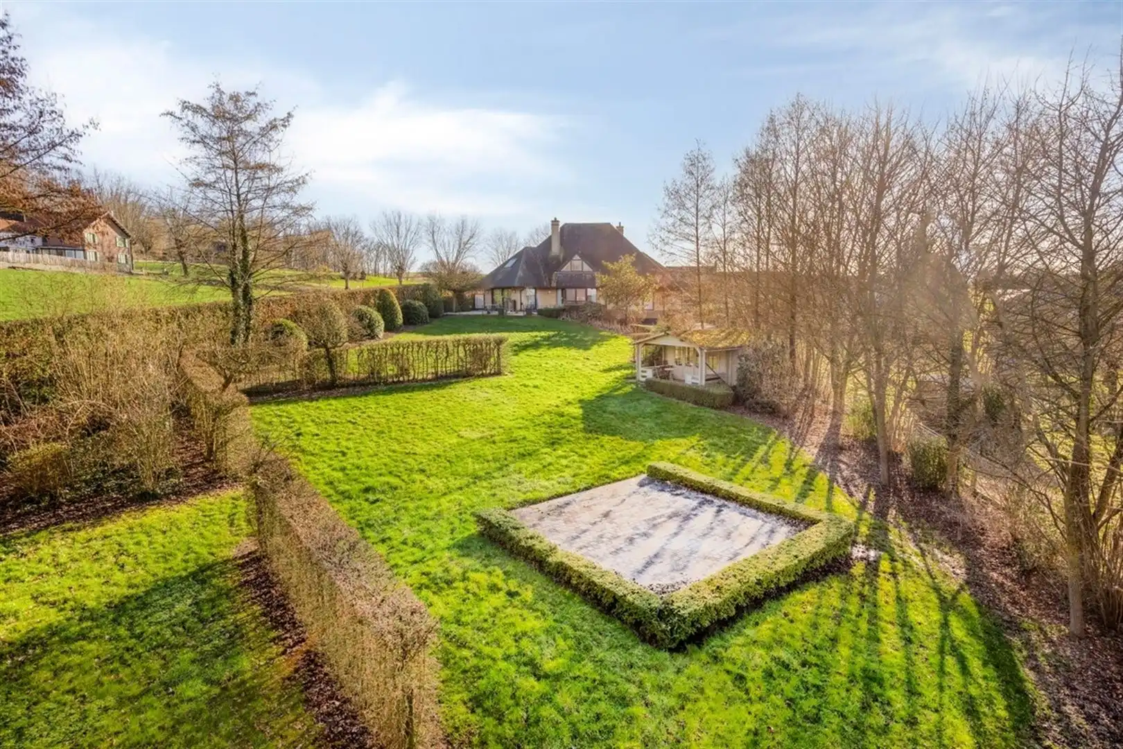 Riante villa voor vrij beroep of kantoor met woonst foto 9