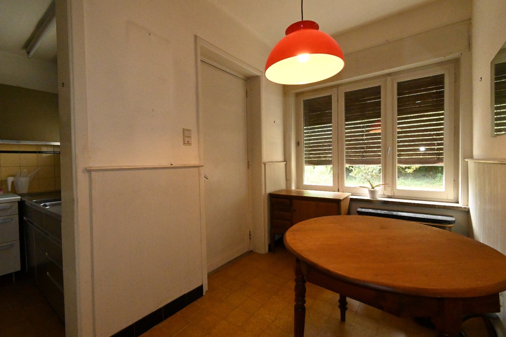 Alleenstaande woning met tuin gelegen rand centrum Maldegem foto 10