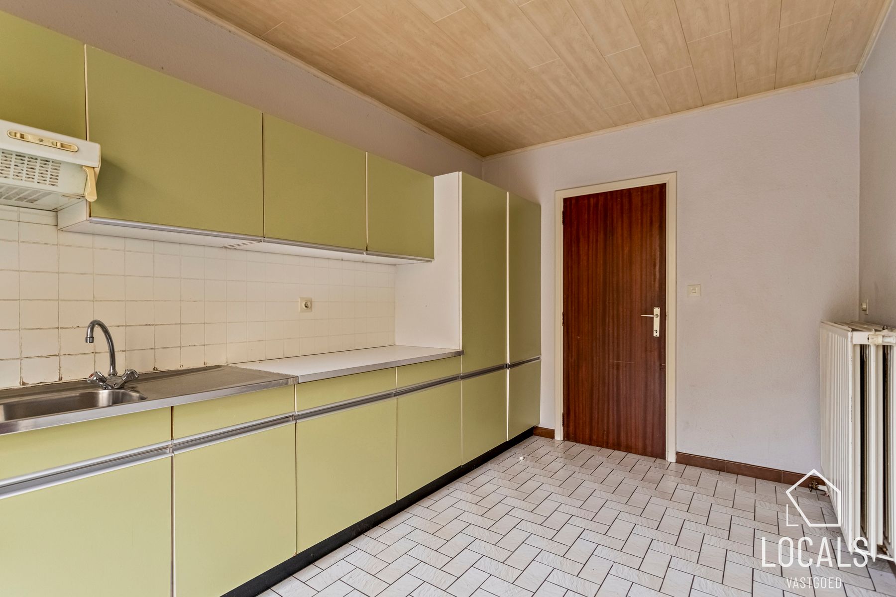 Huis ingericht als 3 appartementen te Denderleeuw foto 5