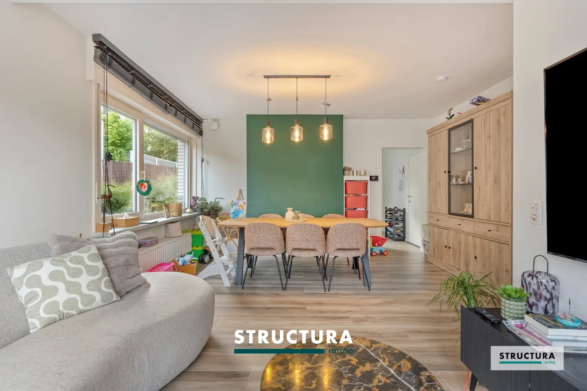 Volledig gerenoveerde woning op rustige ligging omgeven door groen! foto 5