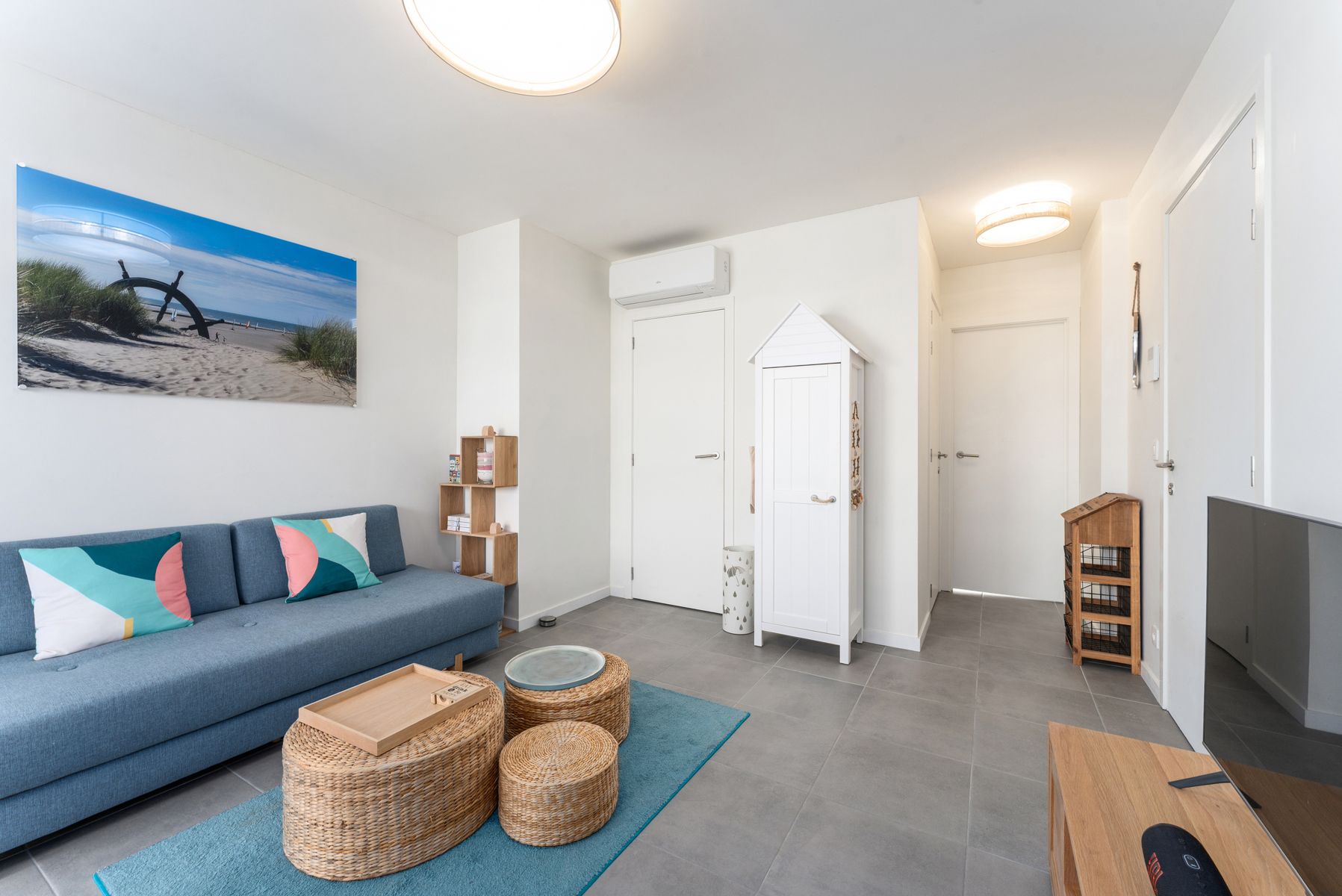 Recent appartement met autostaanplaats en berging foto 13