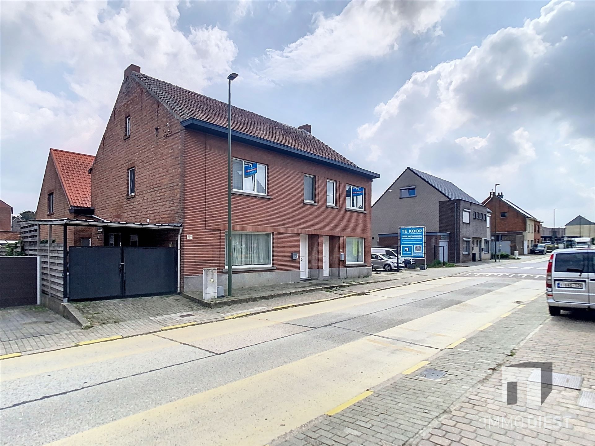 Projecteigendom ( 2 woningen en bouwgrond HOB ) foto 2