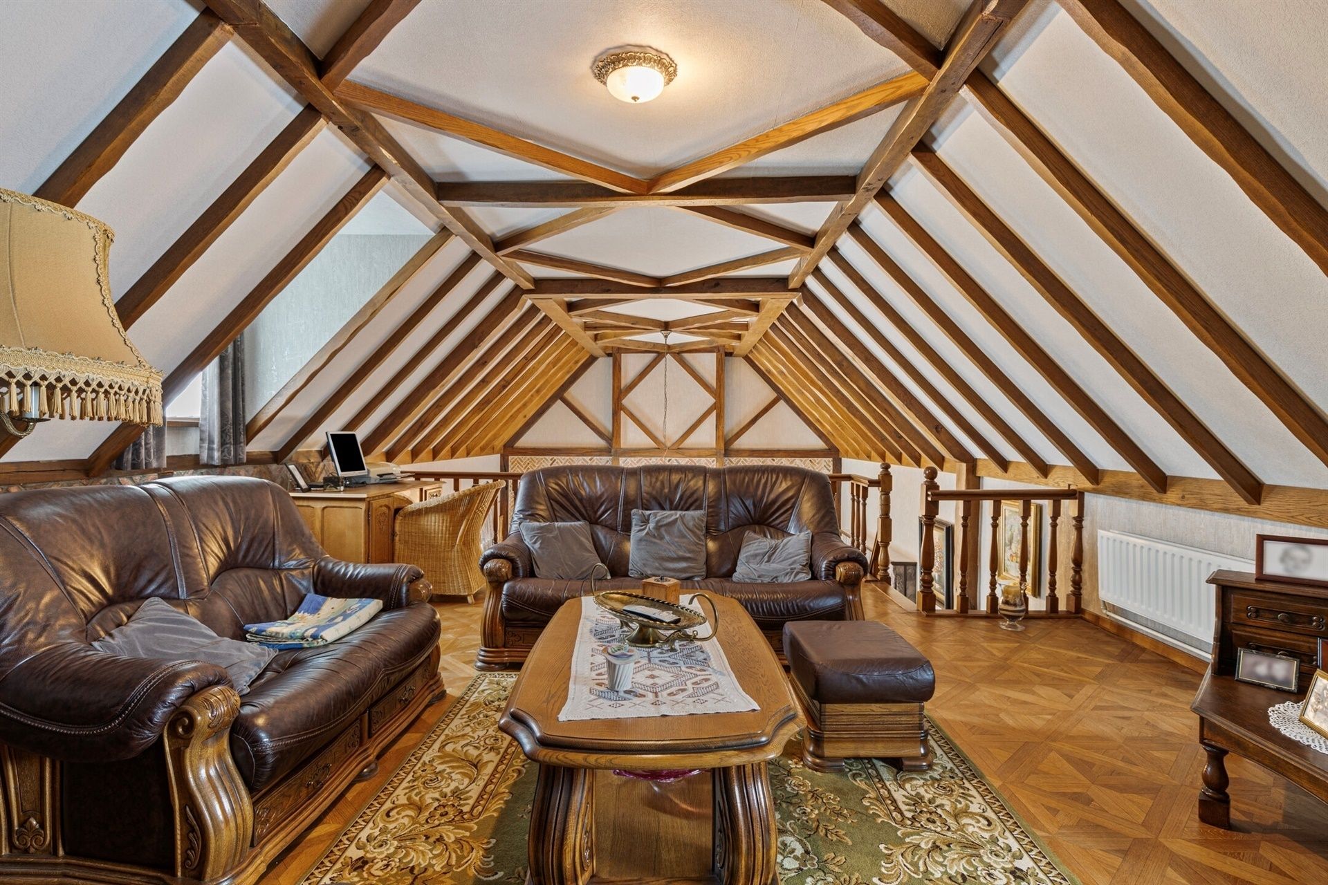 Rustig gelegen landhuis met 6 kamers foto 20