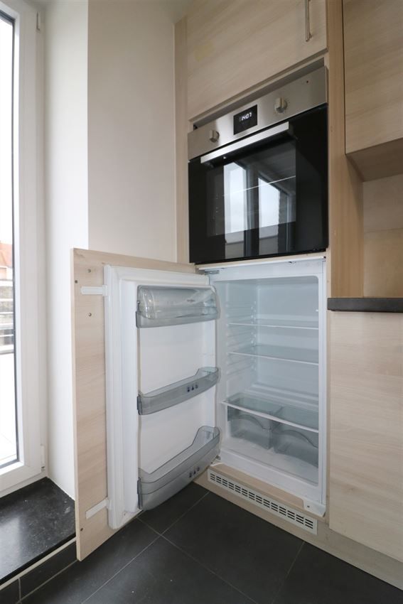 Duplex, 2 slpk. groot terras,n staanplaats, nabij station  foto 10