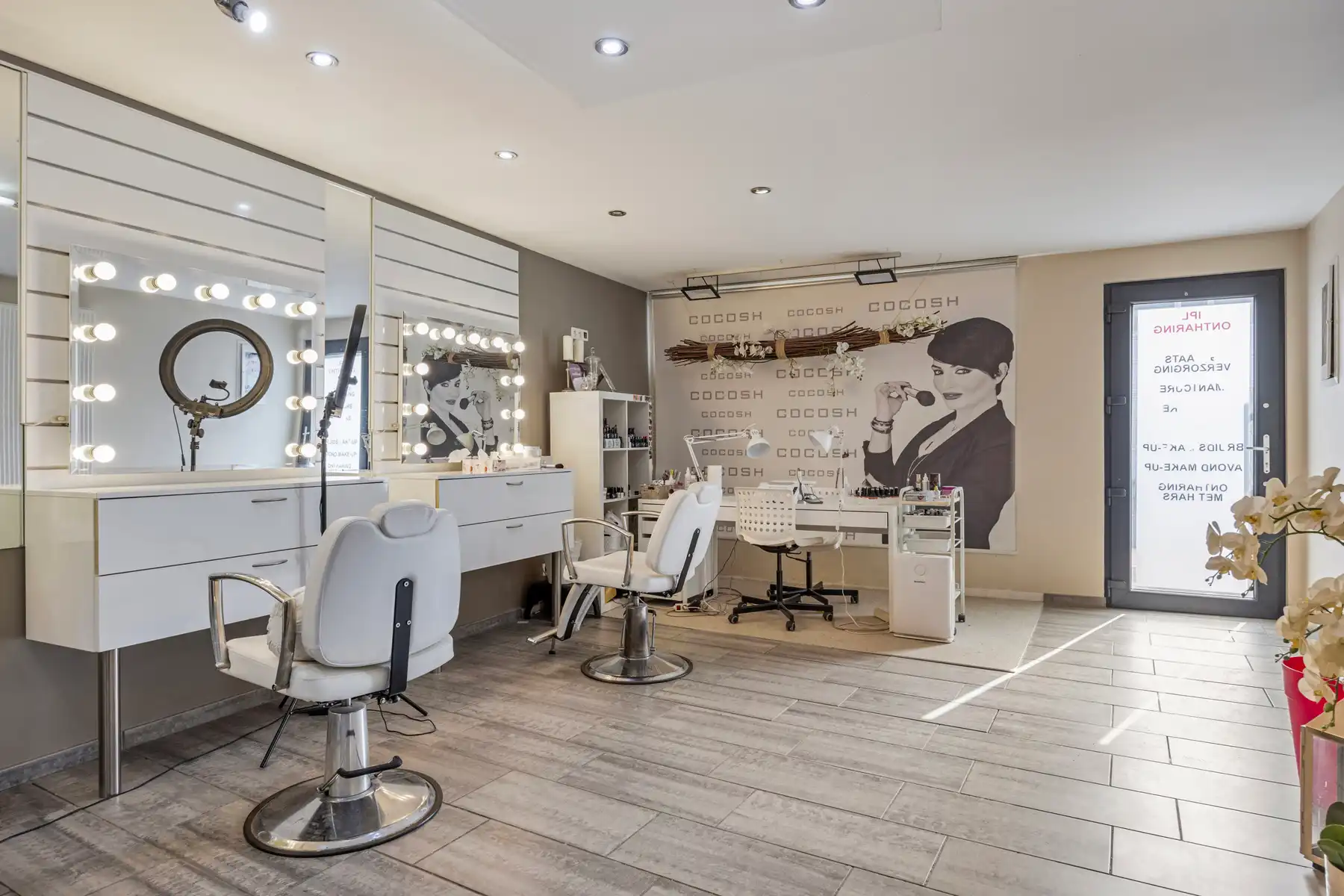 Unieke Kans! Stijlvol & Instapklaar Handelspand op Toplocatie in Koersel foto 2