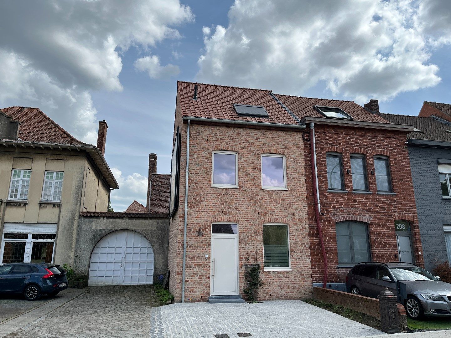 Nieuwbouwwoning met 3 slaapkamers en autostaanplaats! foto 2