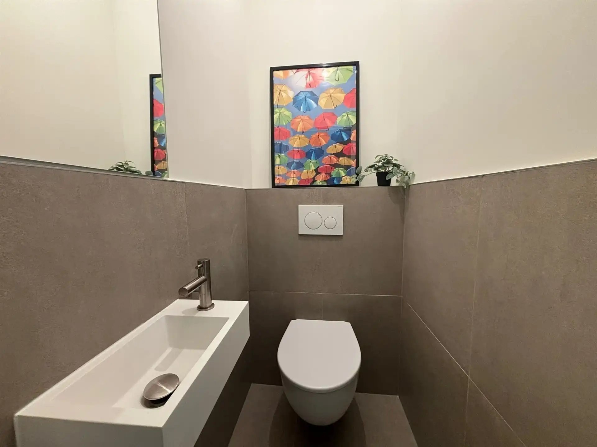 Nieuwbouw appartement nabij het centrum en park! foto 17