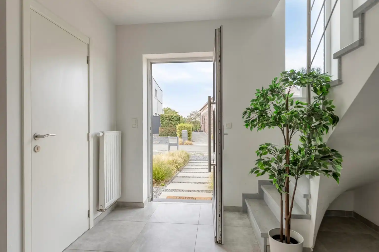 MOOIE, INSTAPKLARE WONING MET TUIN IN BOUTERSEM foto 4