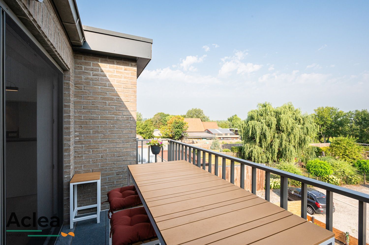 Lichtrijk, ruim duplex-appartement foto 15