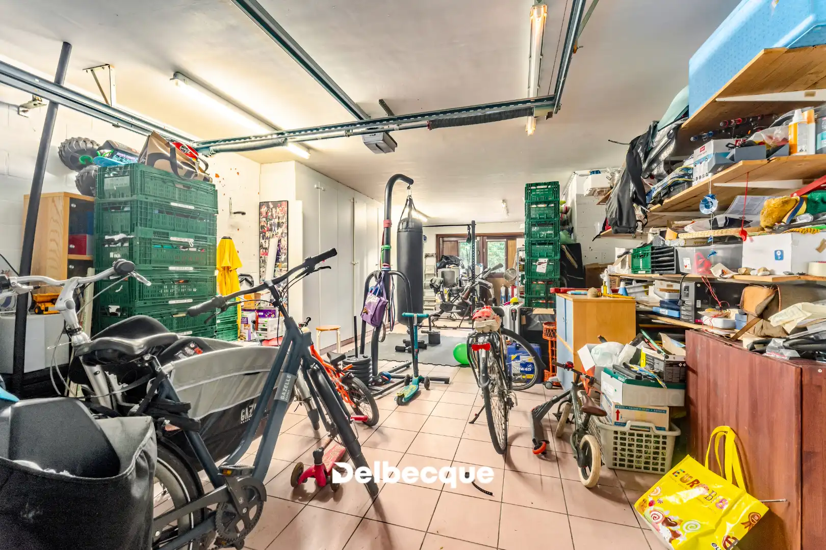 Instapklare bel-étage woning met garage en riante tuin op toplocatie in Assebroek foto 20