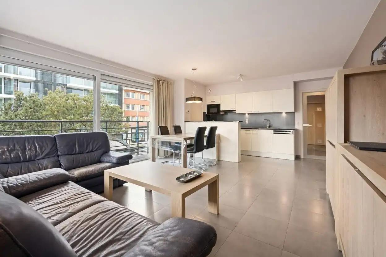 Recent hoekappartement  te koop in hartje KOKSIJDE foto {{pictureIndex}}