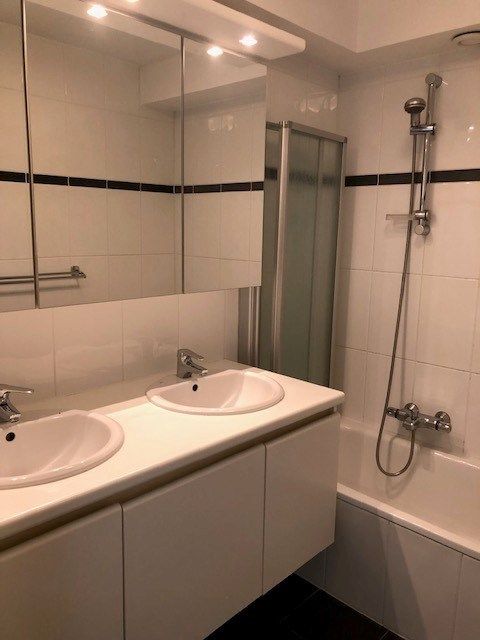 GOED GELEGEN APPARTEMENT MET 3 SLAAPKAMERS TE HUUR OP JAARBASIS foto 11