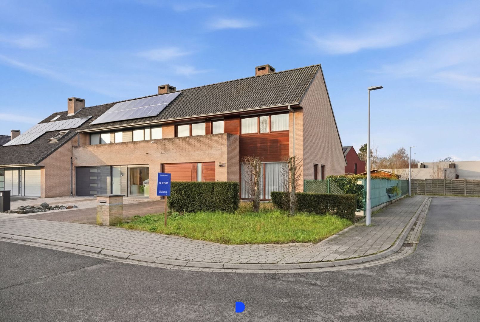 Rustig gelegen halfopen woning! foto 2